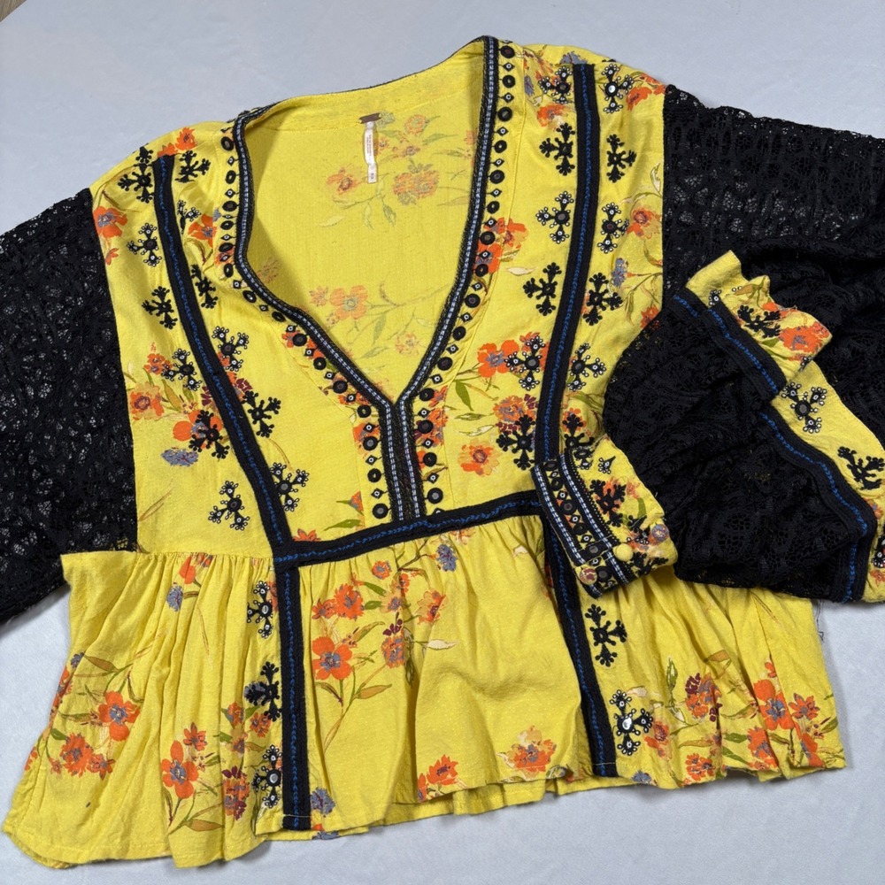 Free People Peplum‎ Blouse Womens Medium Yellow Floral Lace Sleeve Boho Top